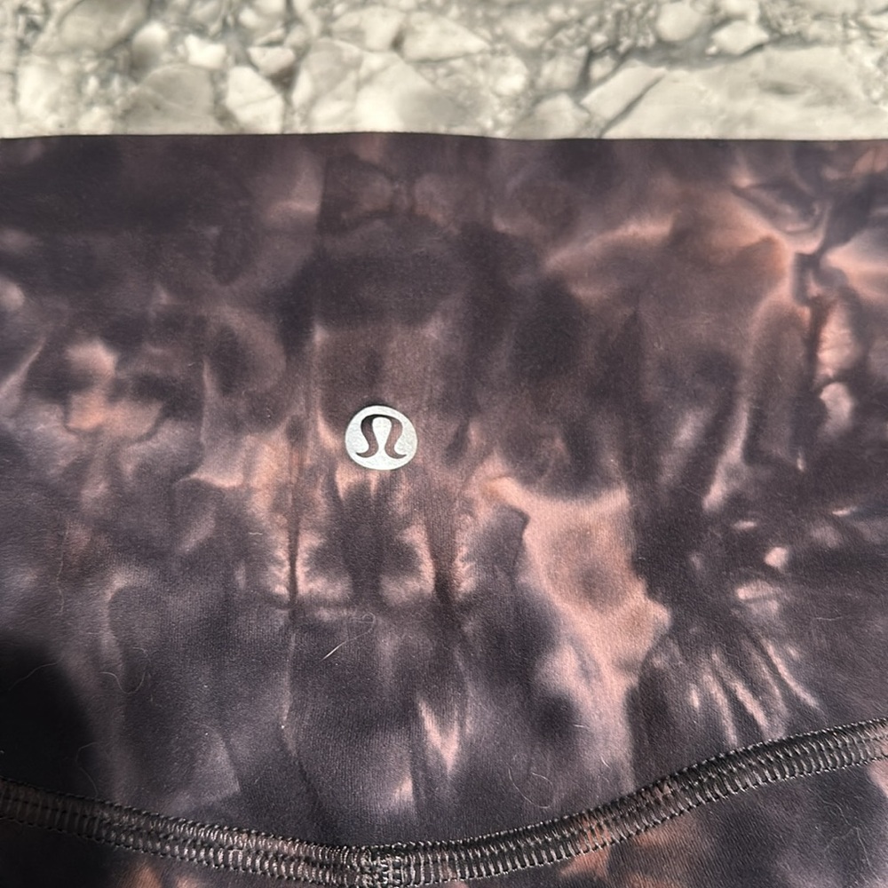 Exercise shorts - Picture 3 of 4